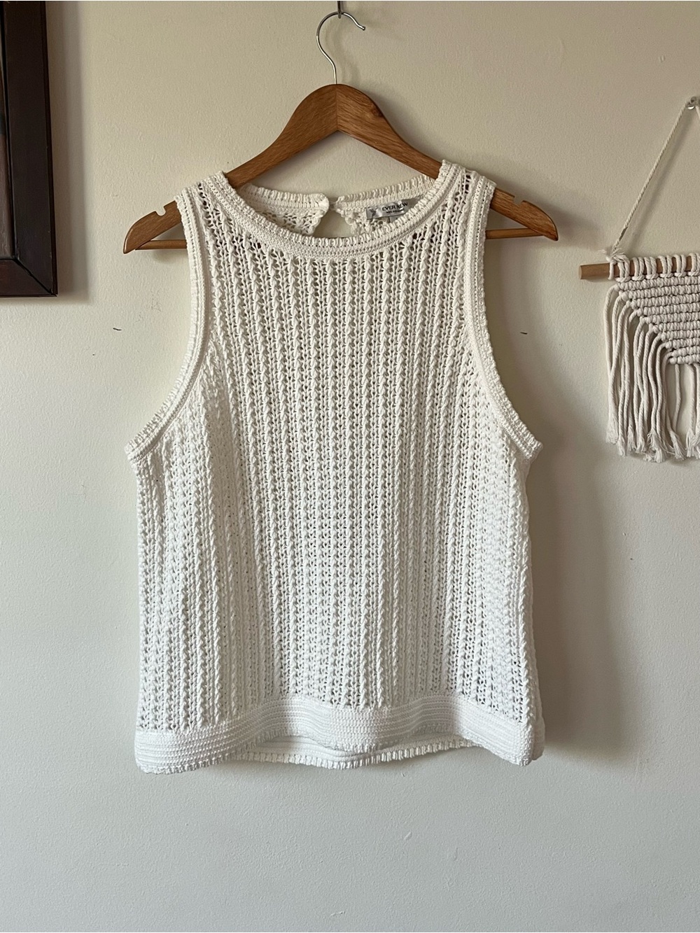 Ever New Cream Open-Weave Sleeveless sweater- Large PTP 22 inch